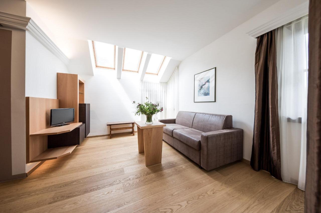 Hotel Haus Am Hang Caldaro Kültér fotó
