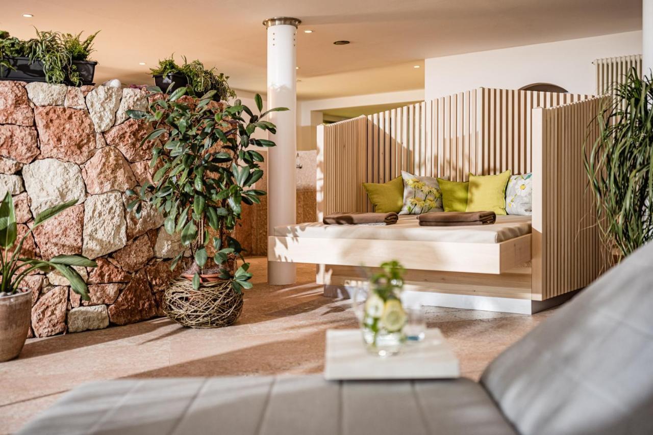 Hotel Haus Am Hang Caldaro Kültér fotó