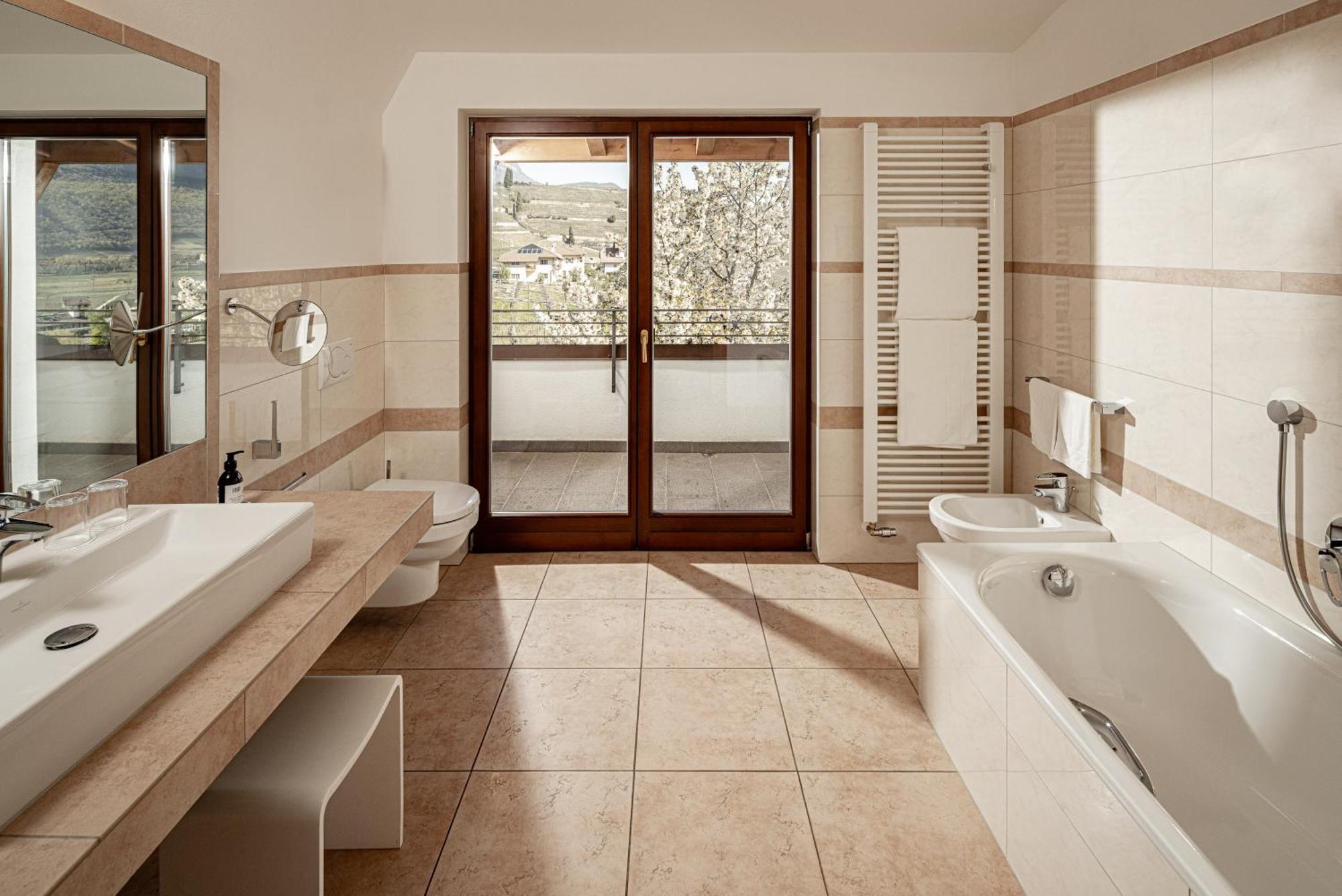 Hotel Haus Am Hang Caldaro Szoba fotó
